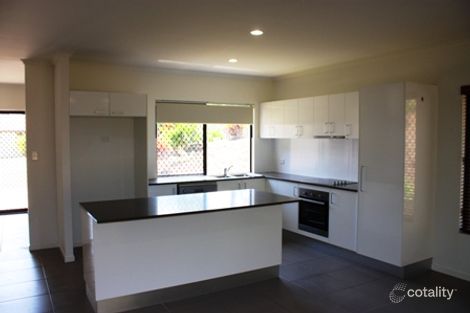 Property photo of 34 Ridge View Road Cannonvale QLD 4802