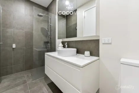 Property photo of 16 Bonnie Crescent Keysborough VIC 3173