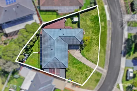 Property photo of 1 Cooradilla Place Bradbury NSW 2560