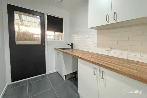 Property photo of 2 Clover Court Warragul VIC 3820