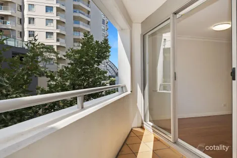 Property photo of 908/12 Glen Street Milsons Point NSW 2061