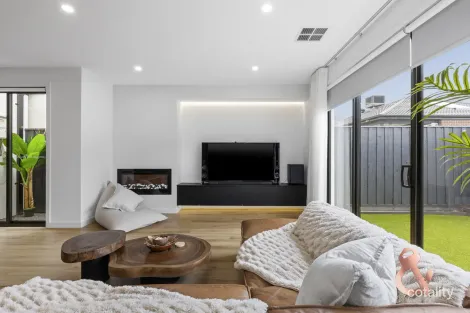 Property photo of 28 Callantina Road Mickleham VIC 3064