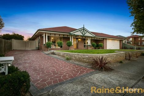 Property photo of 19 The Regency Hillside VIC 3037