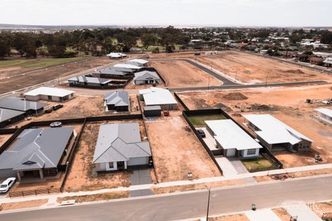 21 Newbridge Pde, Murray Bridge, SA 5253