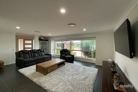 Property photo of 3 Peal Court Carrara QLD 4211