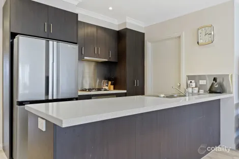 Property photo of 18 Cartledge Avenue Mount Clear VIC 3350
