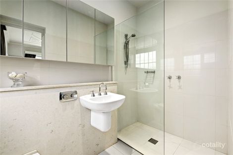 Property photo of 4/1 St Georges Road Toorak VIC 3142