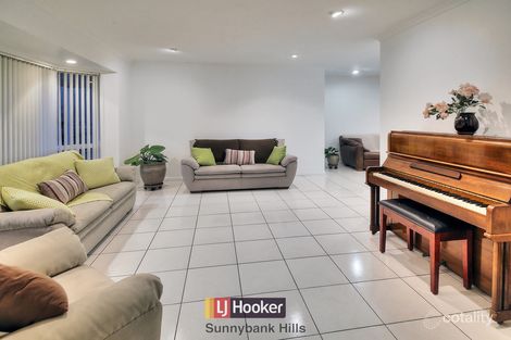 Property photo of 11 Japonica Place Calamvale QLD 4116