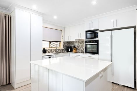 Property photo of 11 Cumberland Crescent Heritage Park QLD 4118