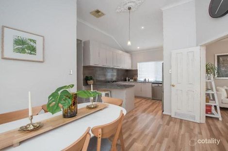 Property photo of 2/8 Muir Street Innaloo WA 6018