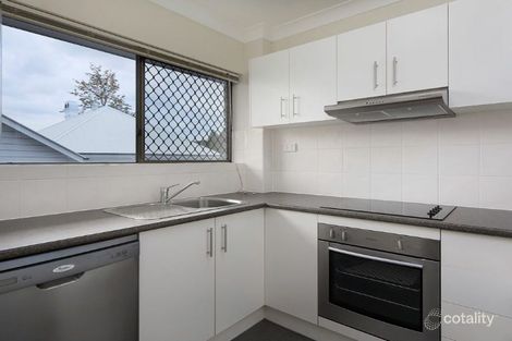 Property photo of 2/86 Bellevue Terrace Clayfield QLD 4011