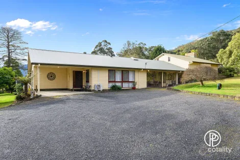 19 Forest Rd, Wesburn, VIC 3799
