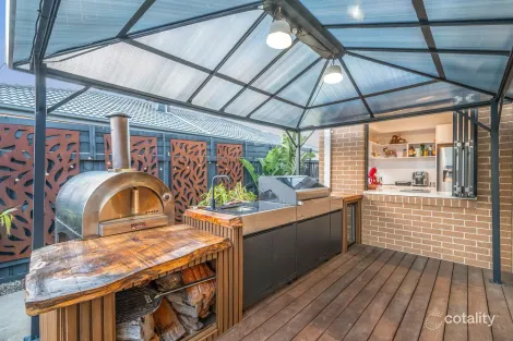 Property photo of 6 Boeing Street Mount Duneed VIC 3217