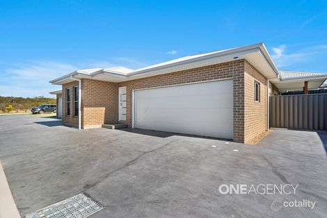 2/52 Peacehaven Way, Sussex Inlet, NSW 2540