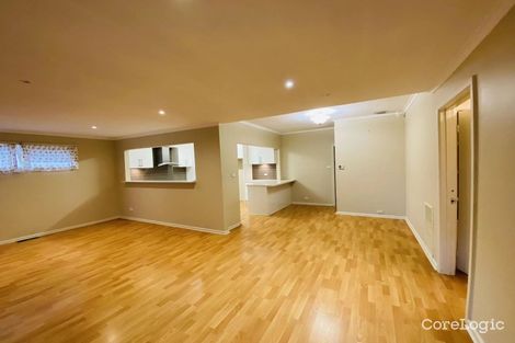 Property photo of 18 Howard Avenue Mount Waverley VIC 3149