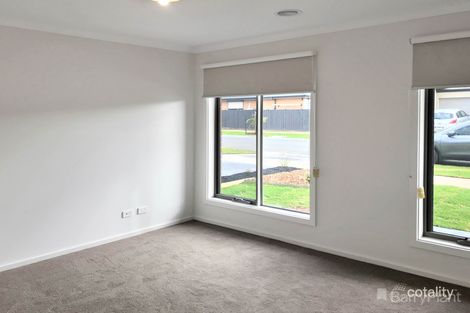 Property photo of 6 Rothschild Avenue Clyde VIC 3978