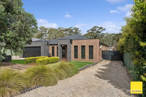 Property photo of 6 Merlot Close Maiden Gully VIC 3551