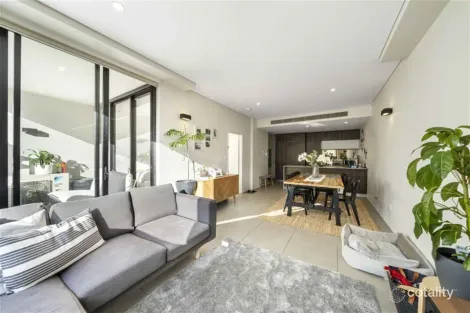 26/5 Pyrmont Bridge Rd, Camperdown, NSW 2050