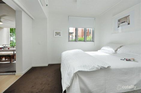 Property photo of 201/36 Crase Street Teneriffe QLD 4005