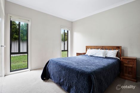 Property photo of 23 Alloway Circuit Largs NSW 2320