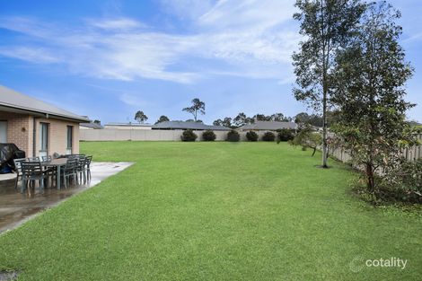 Property photo of 23 Alloway Circuit Largs NSW 2320