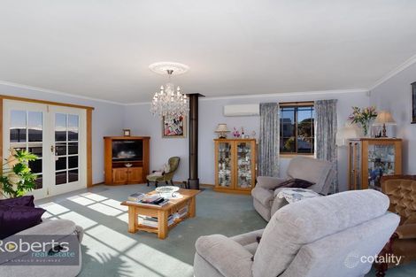 Property photo of 152 Charles Street Beauty Point TAS 7270