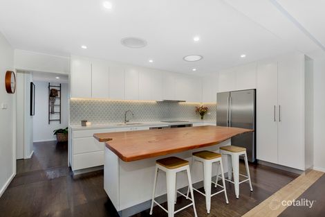 Property photo of 18 Lumeah Avenue Elanora Heights NSW 2101