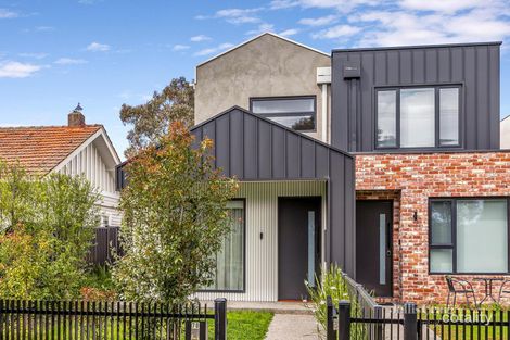 70 Johnston St, Newport, VIC 3015