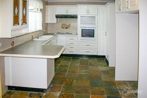 Property photo of 48 Semillon Crescent Eschol Park NSW 2558