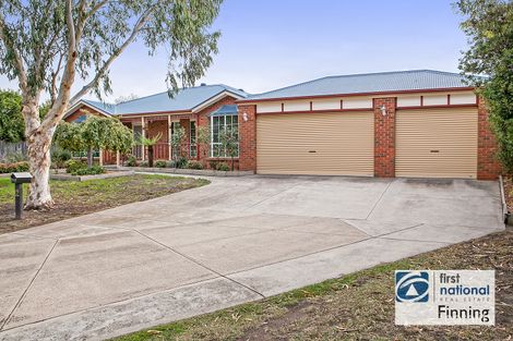 Property photo of 12 Prestwick Green Cranbourne VIC 3977