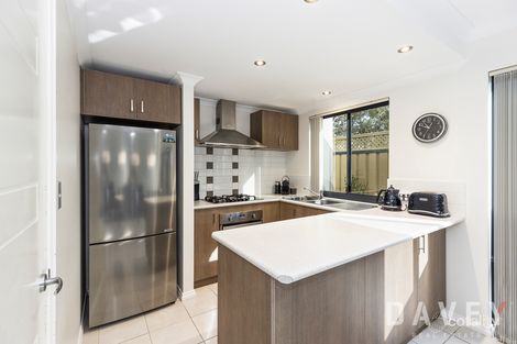 Property photo of 7 Anthus Lane Tapping WA 6065