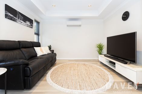 Property photo of 7 Anthus Lane Tapping WA 6065