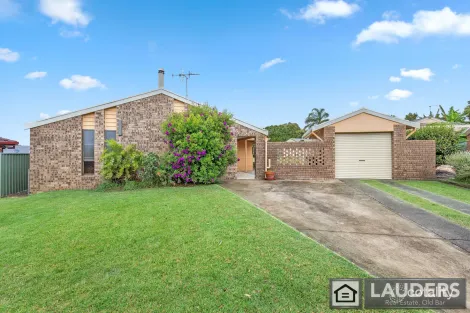 Property photo of 8 Paradise Close Old Bar NSW 2430