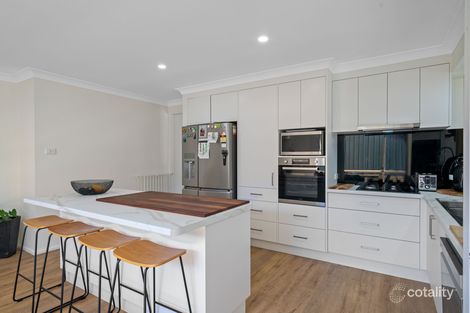 Property photo of 3 Sarah Close Killarney Vale NSW 2261