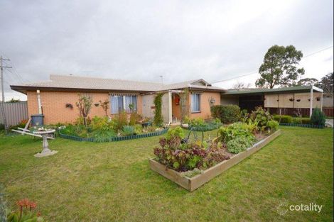 Property photo of 1 Elm Street Wendouree VIC 3355