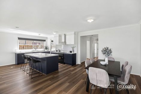 Property photo of 4 Whinstone Avenue Clyde VIC 3978