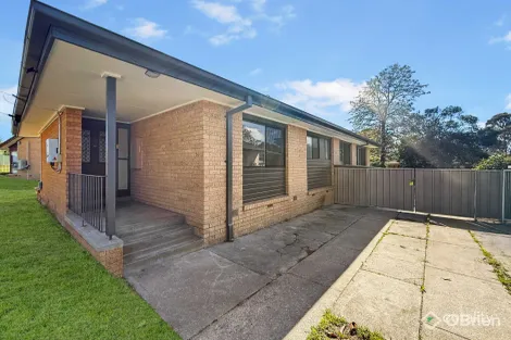 8 Mcintyre Ct, West Wodonga, VIC 3690