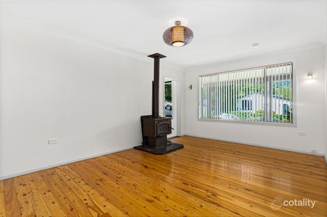 Property photo of 8 Hazel Crescent Thirroul NSW 2515