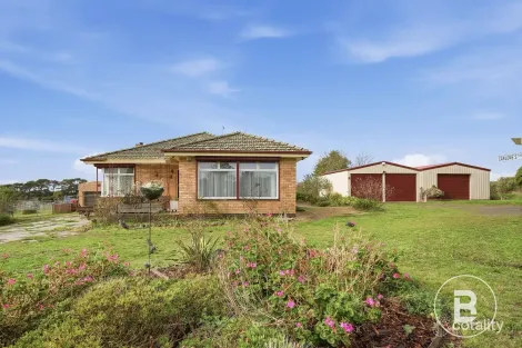 3 Brisbane Ranges Rd, Mount Wallace, VIC 3342
