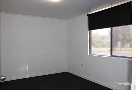 Property photo of 2/196 Kiewa Street South Albury NSW 2640