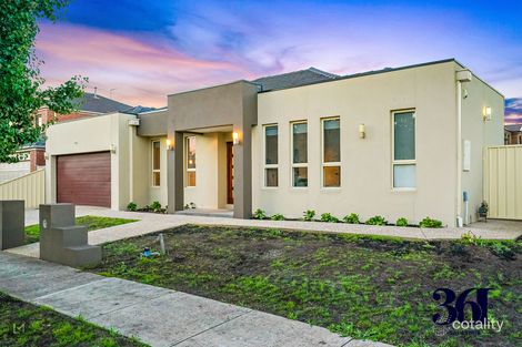 Property photo of 26 Domain Way Taylors Hill VIC 3037