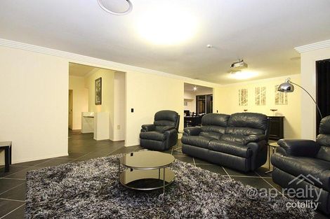 Property photo of 6 Mossman Close Forest Lake QLD 4078