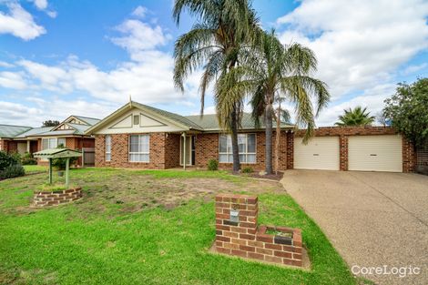 Property photo of 20 Kaldari Crescent Glenfield Park NSW 2650