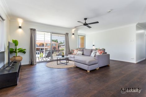 Property photo of 11 Miandetta Street Mansfield QLD 4122