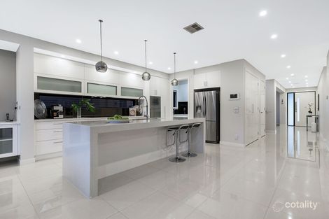 Property photo of 6 Orlando Crescent Keysborough VIC 3173