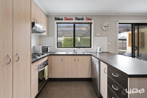 Property photo of 1/14 Mermaid Crescent Wyndham Vale VIC 3024