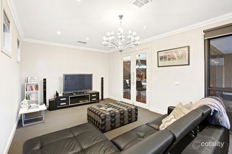 Property photo of 20 Scurry Drive Croydon VIC 3136
