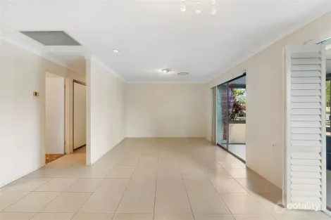 Property photo of 1 Mingaletta Drive Ashmore QLD 4214