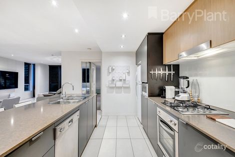 Property photo of 21/801 Bourke Street Docklands VIC 3008