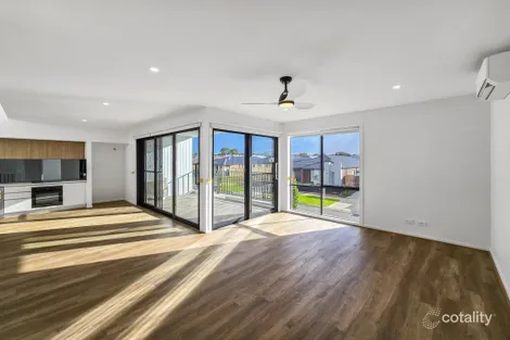 Property photo of 21 Nectar Drive Mount Duneed VIC 3217